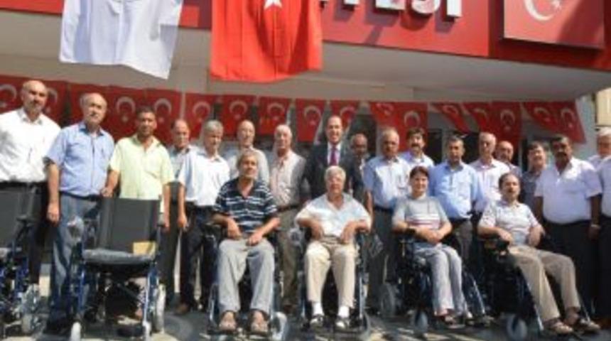 Ceyhan Belediyesi 10 Engelliyi Sevindirdi