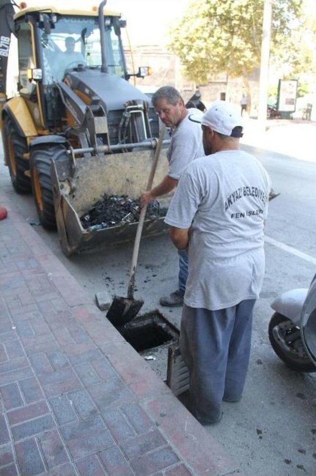 Akyazı Belediyesi’nin Sonbahar Hazırlık Çalışmaları Başladı