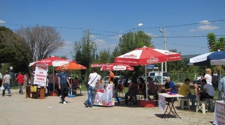 Hisarcık&rsquo;ta Yurt Ve Pansiyon Sahiplerinin &Uuml;niversite &Ouml;ğrencisi Kapma Yarışı