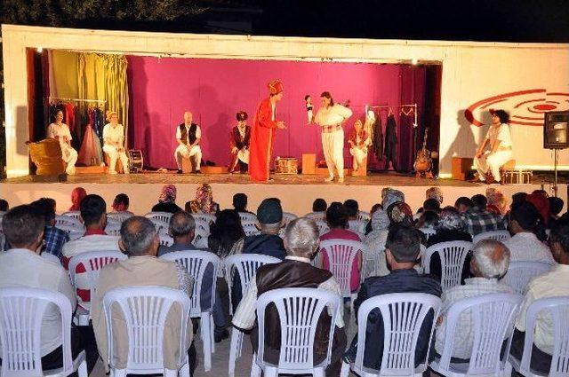 Kocaeli de Gezici Tır Tiyatrosu Yollarda 1