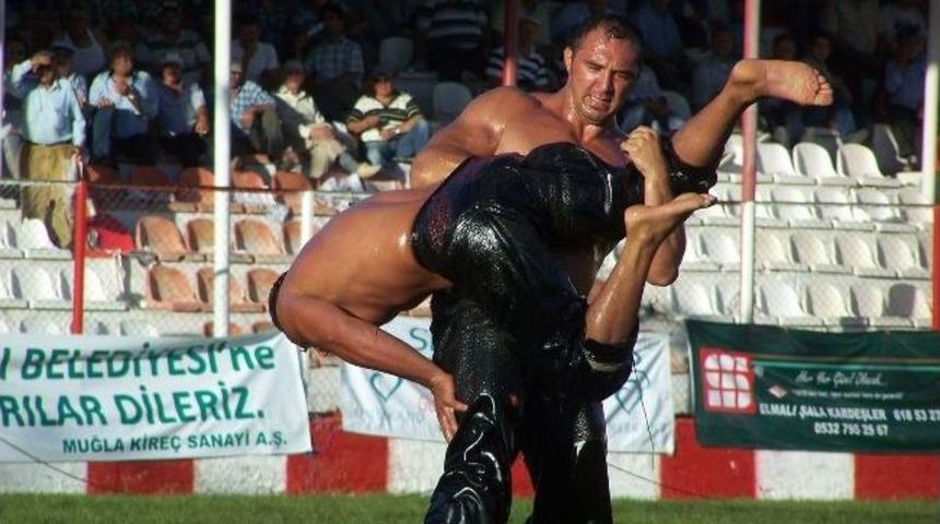 661.tarihi Elmalı Yeşilyayla G&uuml;reşleri Başlıyor