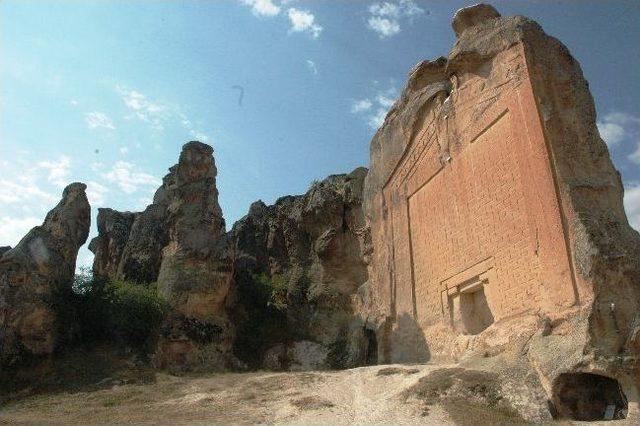 Tarihi Sırrı &Ccedil;&ouml;zmeye Kararlı 1