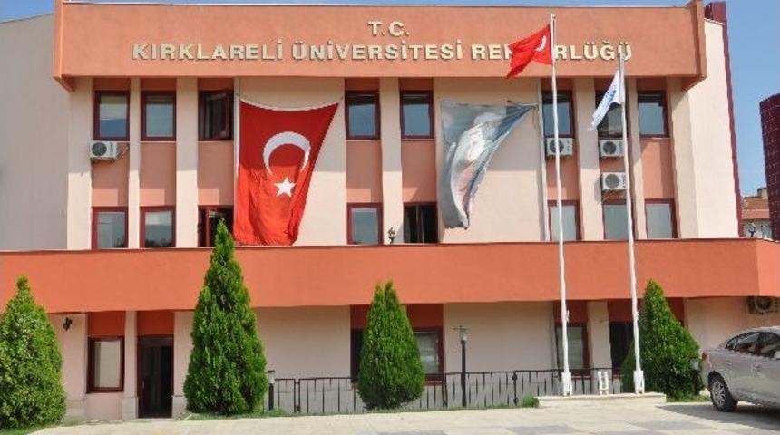 Kırklareli &Uuml;niversitesi&rsquo;ne İlk G&uuml;nde Bin &Ouml;ğrenci Kayıt Yaptırdı
