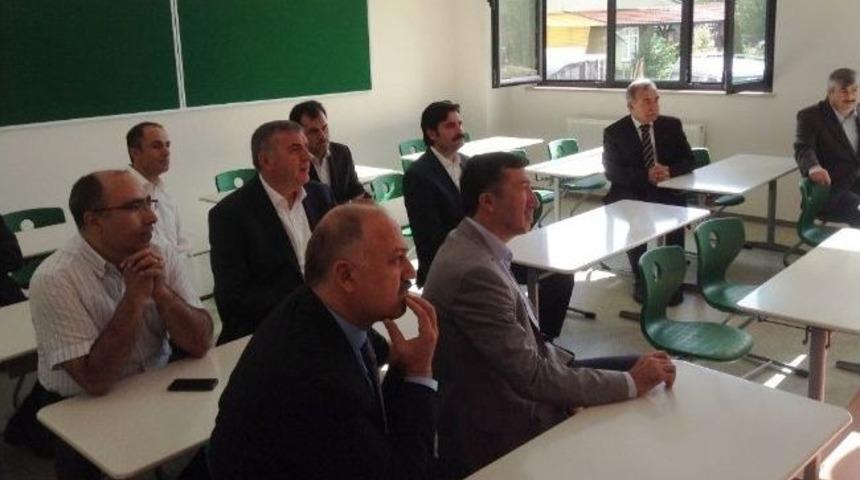 Sakarya Protokol&uuml; Serdivan Fatih Kolejini Ziyaret Etti