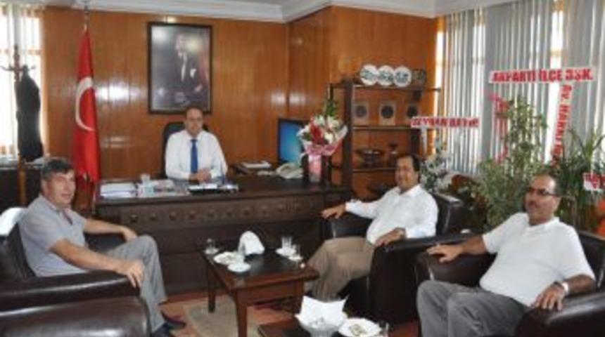 Milletvekili Uzun'dan Kaymakam G&ouml;&ccedil;&rsquo;e Hayırlı Olsun Ziyareti