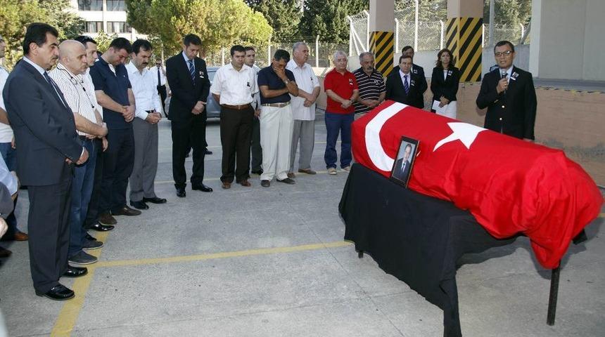 Prof. Dr. G&uuml;ran'a H&uuml;z&uuml;nl&uuml; Veda