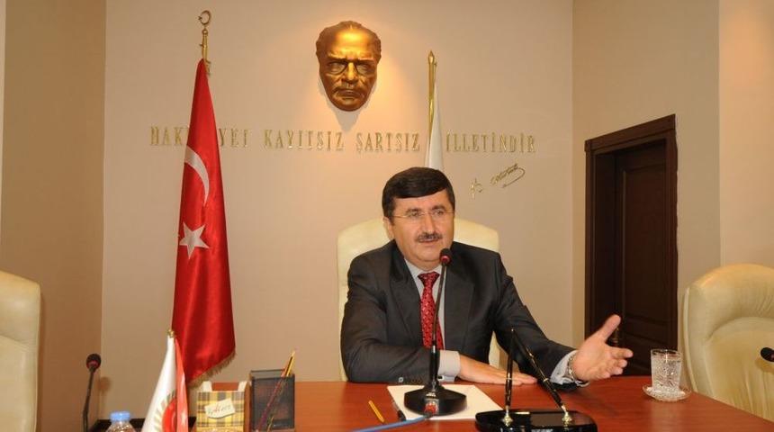 Vali &Ouml;z: Trabzon'da G&ouml;rev Yapmak Ayrıcalık