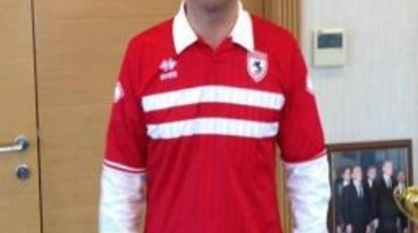&Ouml;zt&uuml;rk, Samsunspor&rsquo;dan 1 Milyon 382 Bin Liralık Alacağını Sildi