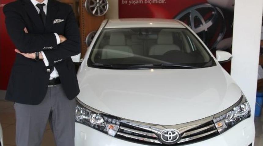 "2013 Yılında Otomotiv Sekt&ouml;r&uuml; 'bekle-g&ouml;r' Senesi Oldu"