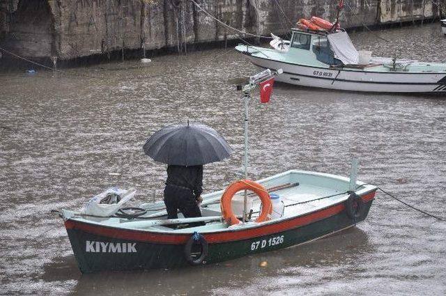 Zonguldak&rsquo;ta Şiddetli Yağmur 1
