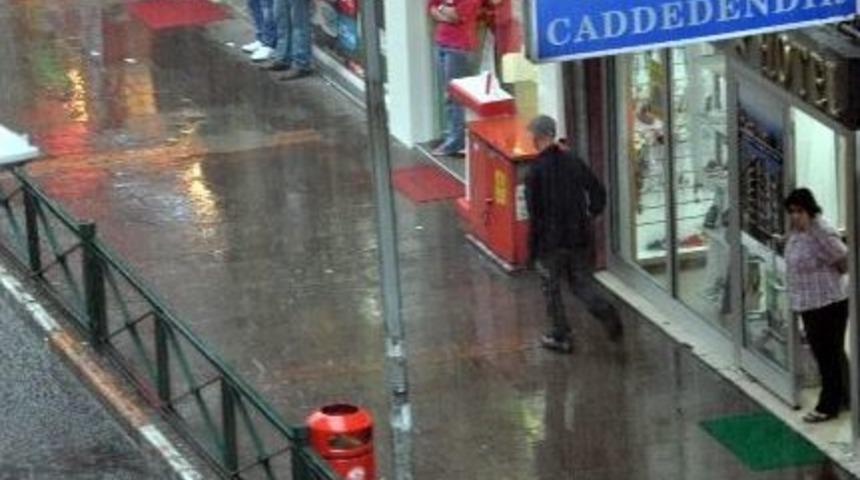 Zonguldak&rsquo;ta Sağanak Yağış