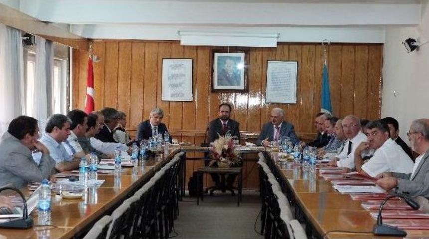 İlahiyat Fak&uuml;lteleri B&ouml;lge Toplantısı Yapıldı