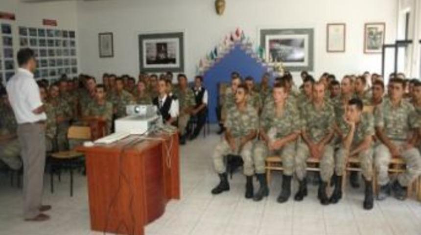 İl Jandarma Komutanlığı&rsquo;nda Evlilik &Ouml;ncesi Eğitimi Verildi