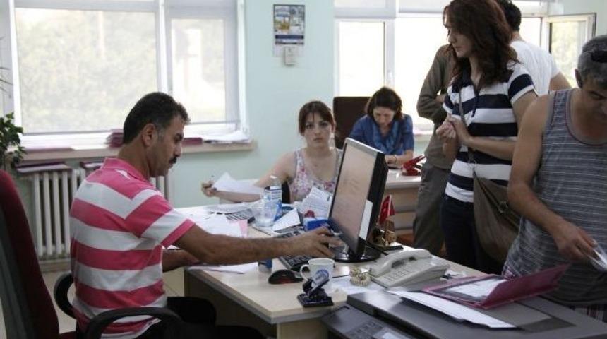 Erzincan &Uuml;niversitesi&rsquo;nde Kayıtlar S&uuml;r&uuml;yor