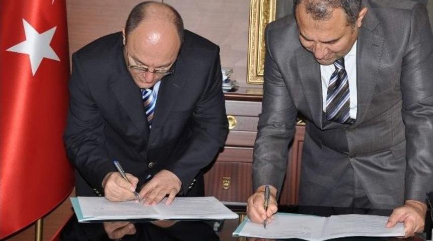 Hayırsever Vatandaşlardan 24 Derslikli Okul