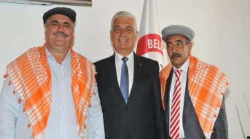 Iraklı T&uuml;rkmenler Muğla Belediye Başkanı G&uuml;r&uuml;n'&uuml; Ziyaret Etti