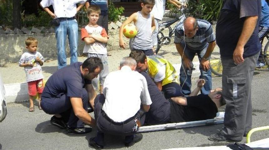 Edirne' De Motosiklet Kazası 1 Yaralı