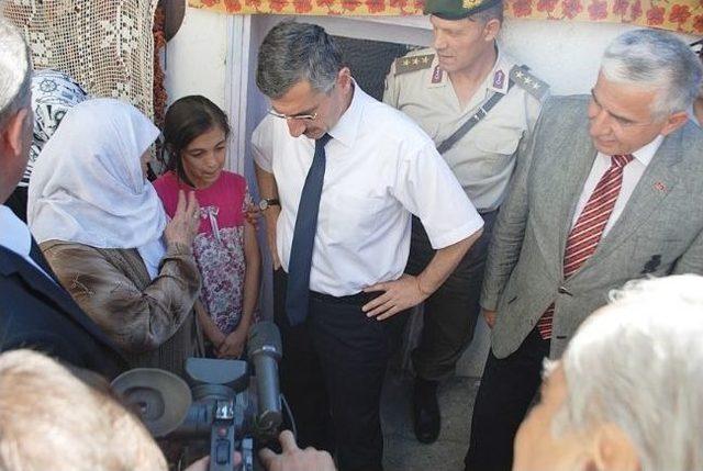 Başbakan Erdoğan’ın Talimatı İle Tosya’da 1 Kişiye Akülü Araba Verildi 3