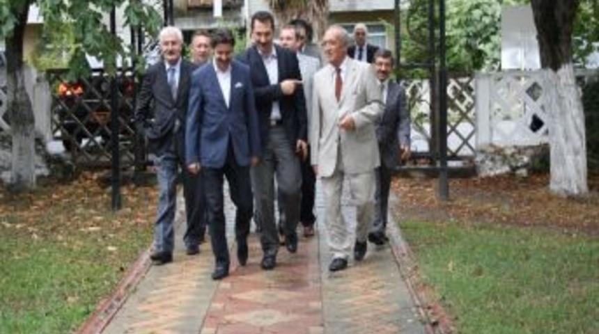 Ak Parti Milletvekilleri T&uuml;vasaş&rsquo;ı Ziyaret Etti