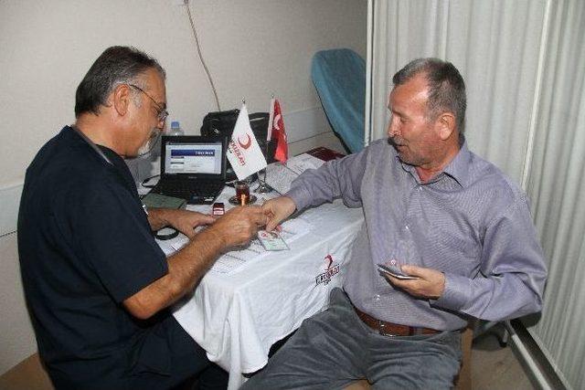 Akhisar Ak Gençler den Kan Bağışı Kampanyası 2