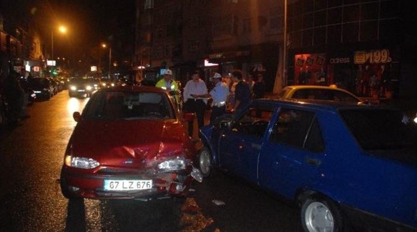 Ereğli&rsquo;de Trafik Kazası: 2 Yaralı