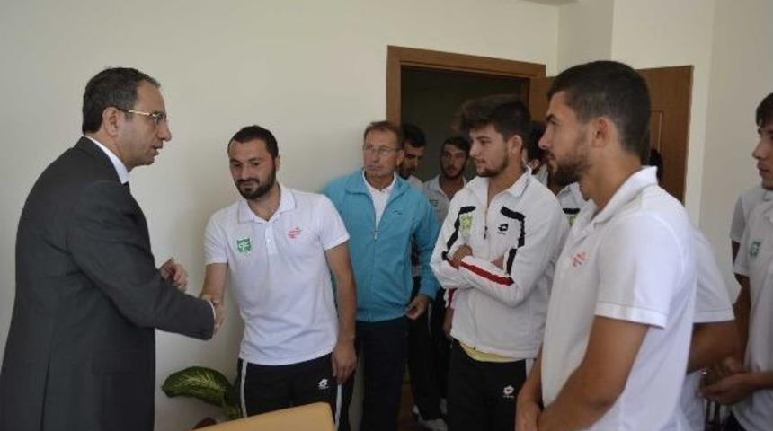 Kaymakam Kubilay; "&ccedil;erkezk&ouml;yspor&rsquo;u Desteklemeliyiz"
