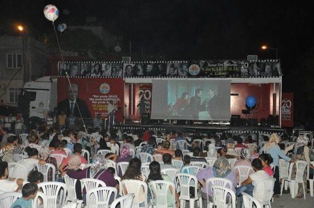 B&uuml;y&uuml;kşehir Sanat Tır&rsquo;ı Şehit Duran Mahallesi&rsquo;nde 1