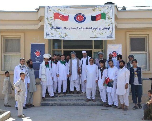 Afganistan’a Tıbbi Ekipman Ve Malzeme Desteği Verildi 1