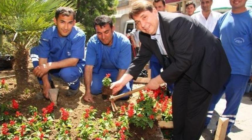 "konak Belediyesi &Ccedil;alışanları Hatıra Ormanı" Kuruluyor