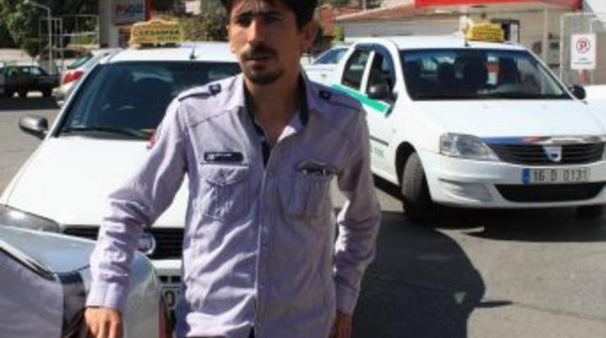 Taksiciler, 4 Saatte Sigarayı Bırakıp Filtreleri Temizleyecek