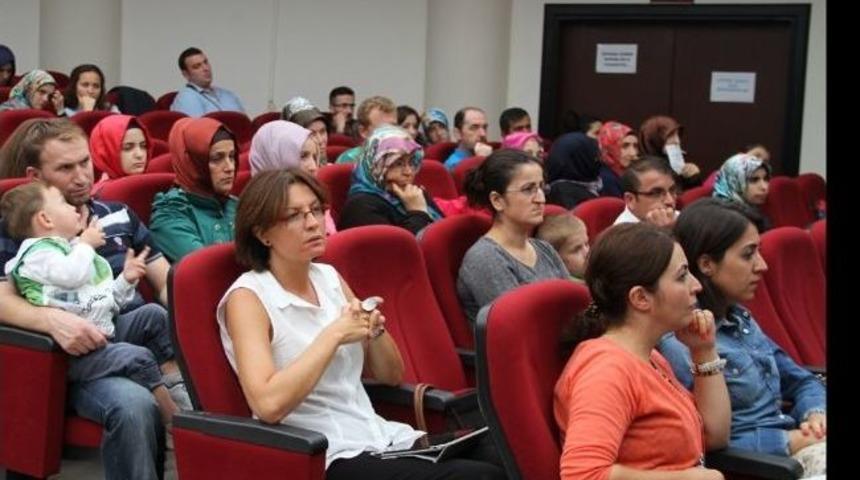 Pku Hastası &Ccedil;ocuklar K&uuml;&ccedil;&uuml;k Yaşta Diyete Başlıyor