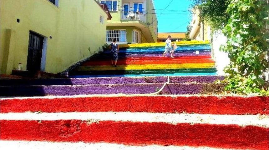 Sel&ccedil;uk İl&ccedil;esi'ne Renk Geldi