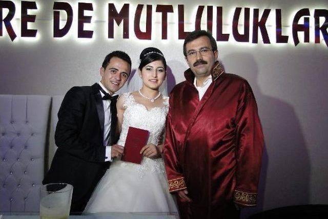 Başkan Uzunkaya 7 &Ccedil;iftin Nikahını Kıydı 1