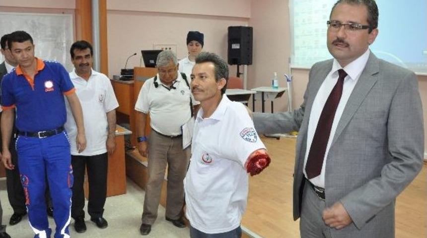 Basın Mensuplarına Tiyatro Eşliğinde İlk Yardım Eğitimi