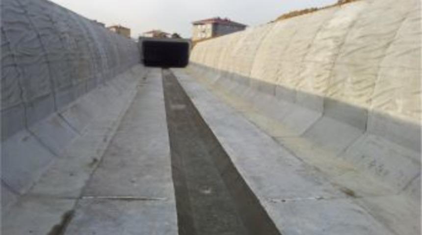 Ayazma Ve Palamut Dereleri Islah Ediliyor