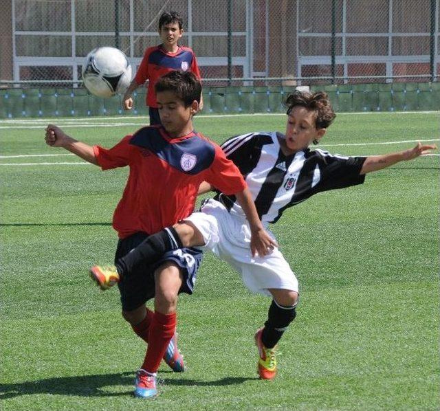 Tevfik Lav Futbol Festivali Başlıyor 1