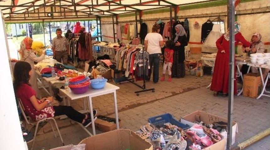 Pınarbaşı'nda &Ouml;ğrenciler Yararına Kermes
