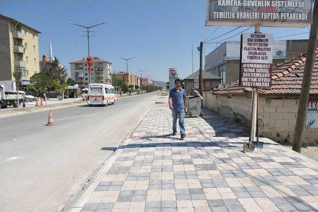 Bozüyük'te Kaldırım Çalışmaları