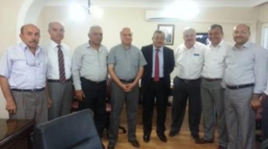 Başkan Emeksiz, Belediye Başkanları Ve Genel Meclisi &Uuml;yeleri Bir Araya Geldi