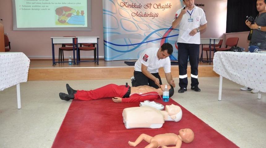 Tiyatro Eşliğinde Ilk Yardım Eğitimi