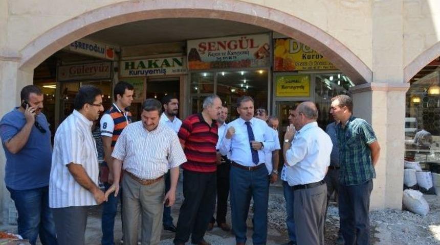 Başkan &Ccedil;akır, Şire Pazarı&rsquo;ndaki &Ccedil;alışmaları İnceledi
