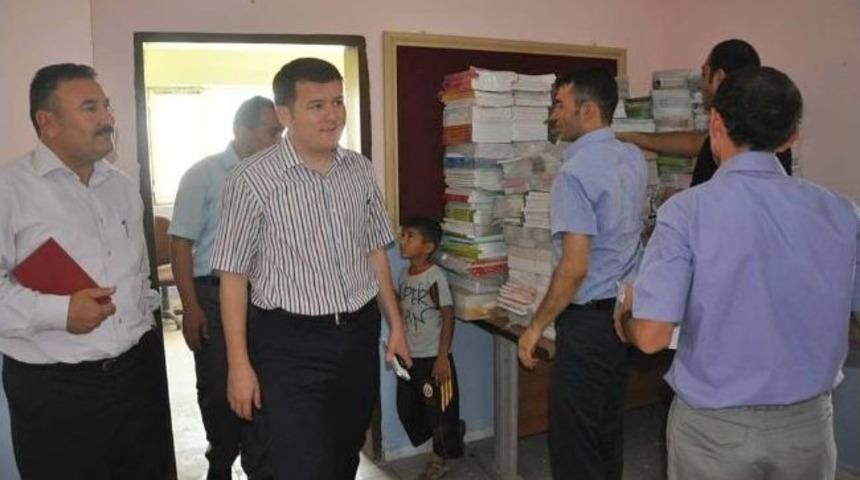 Cizre Kaymakamı Koca, K&ouml;y Okullarını Ziyaret Etti