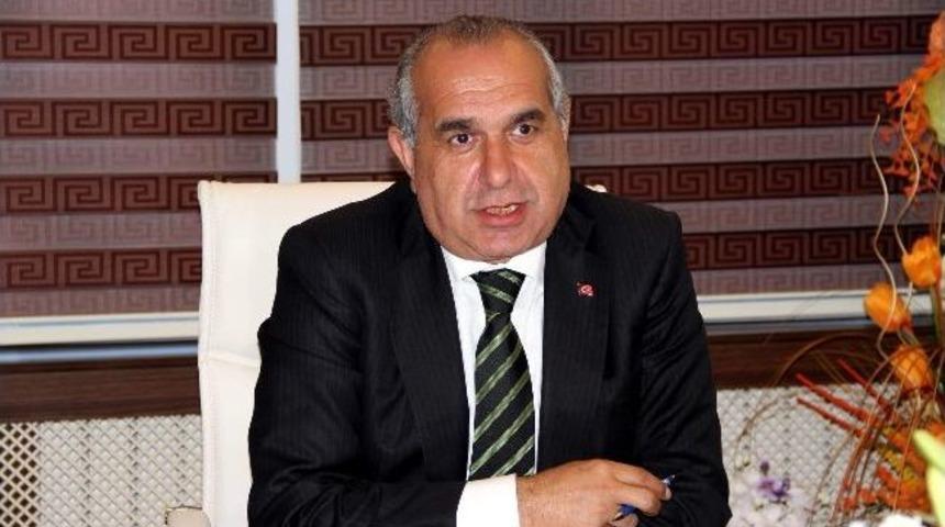 Suşehri Modern Sebze Halinde &Ccedil;alışmalar Devam Ediyor