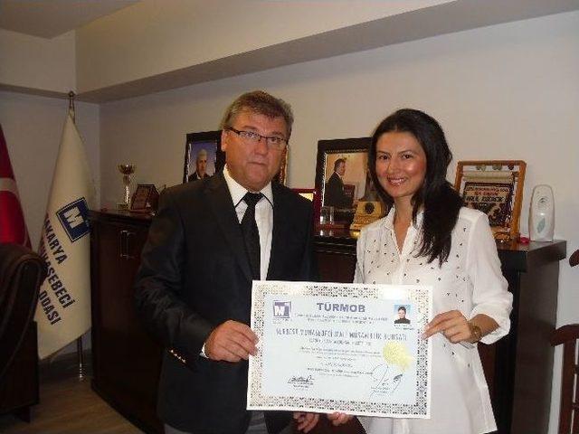 Mali M&uuml;şavirlik Ruhsatlarını Aldılar 1