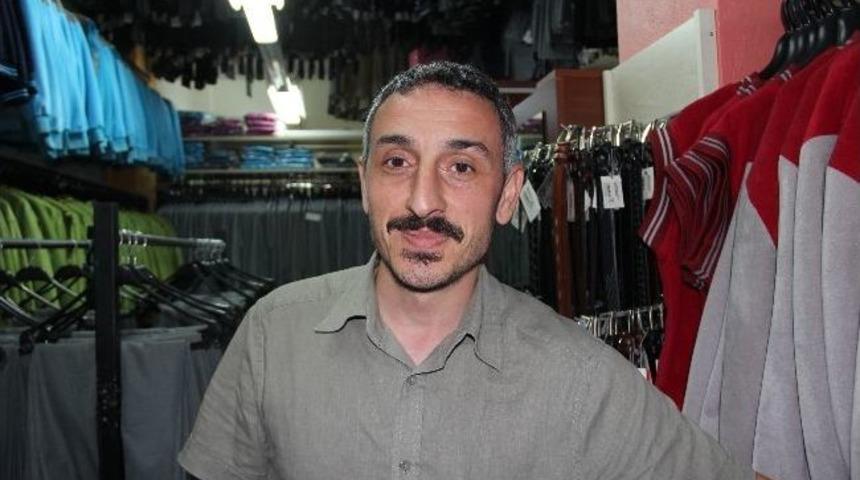 Serbest Kıyafet Uygulamasında Yapılan D&uuml;zenleme Esnafa Rahat Bir Nefes Aldırdı