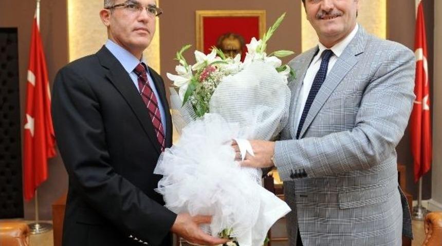 D&uuml;ndar&rsquo;dan Kaymakam T&uuml;rker&rsquo;e &ldquo;hayırlı Olsun&rdquo; Ziyareti