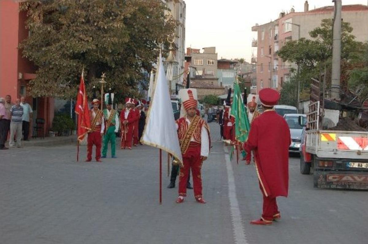 Roman D&uuml;ğ&uuml;n&uuml;ne Mehter S&uuml;rprizi