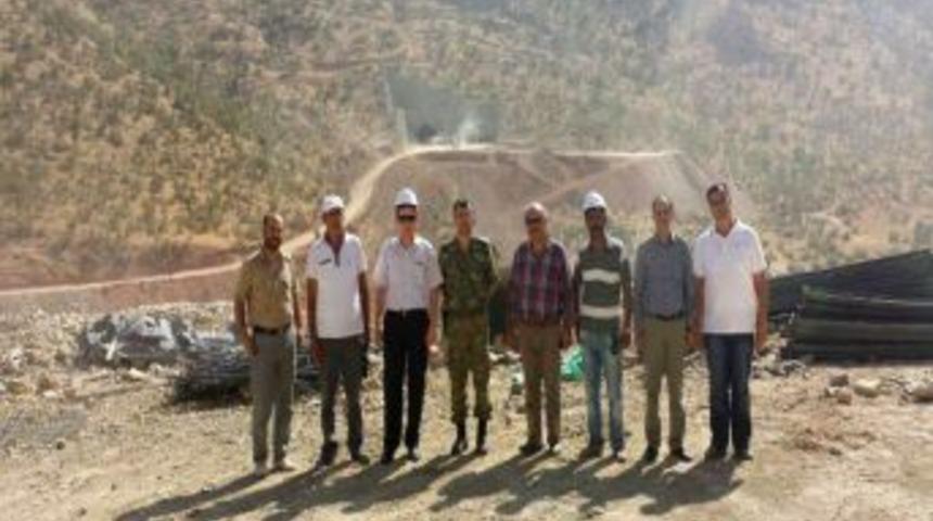 Kaymakam Şenol Koca, Cudi T&uuml;nellerini Inceledi