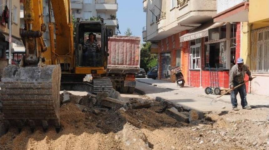 Yenişehir&rsquo;de Yol Ve Kaldırım &Ccedil;alışmaları Devam Ediyor