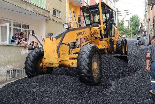 Trabzon Belediyesi Asfaltlama Çalışmalarını Yoğun Bir Şekilde Sürdürüyor